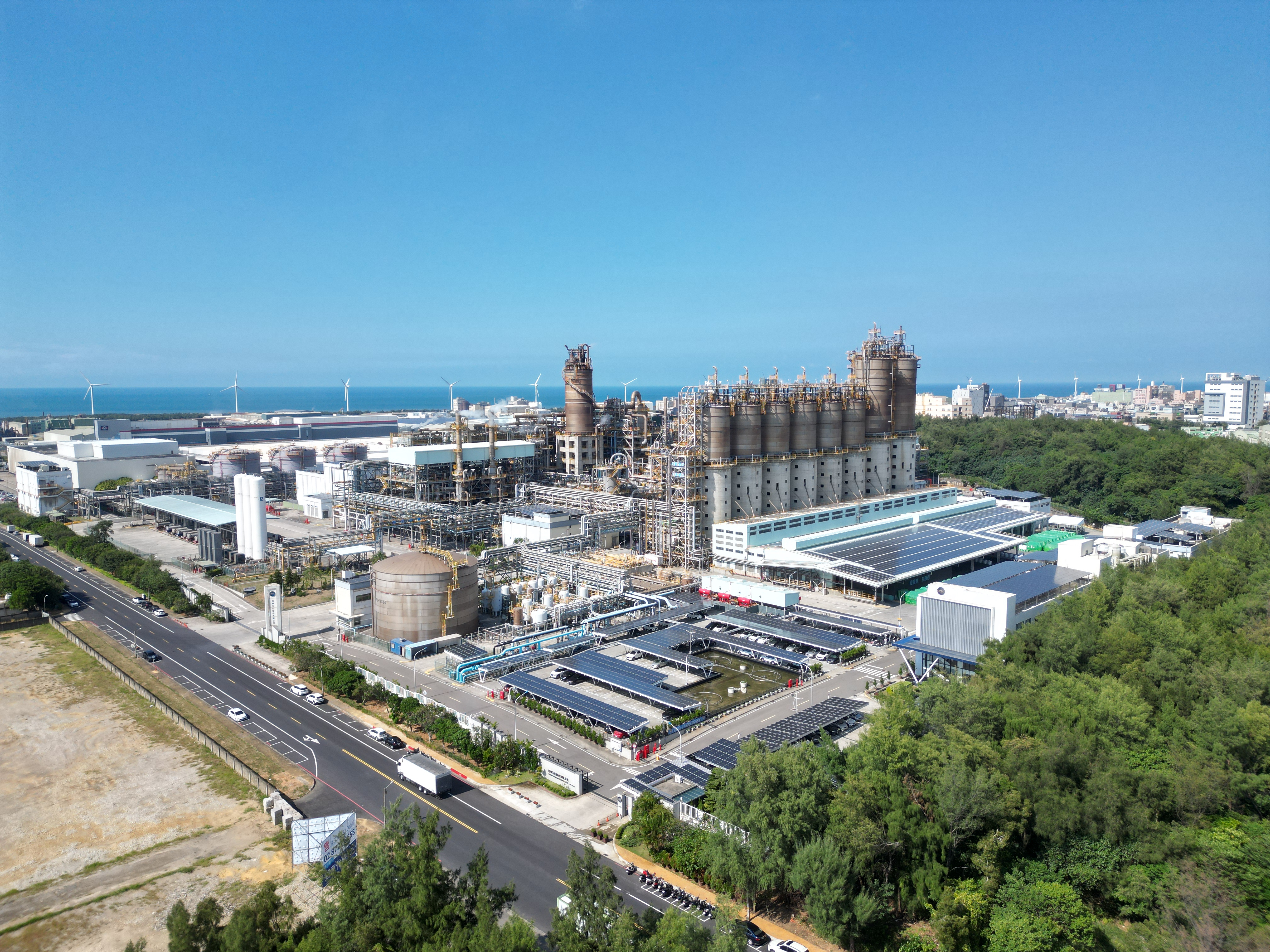 亞東石化股份有限公司